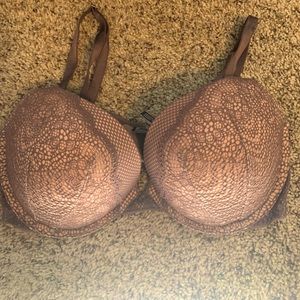 Vitoria Secret Push Up Bra